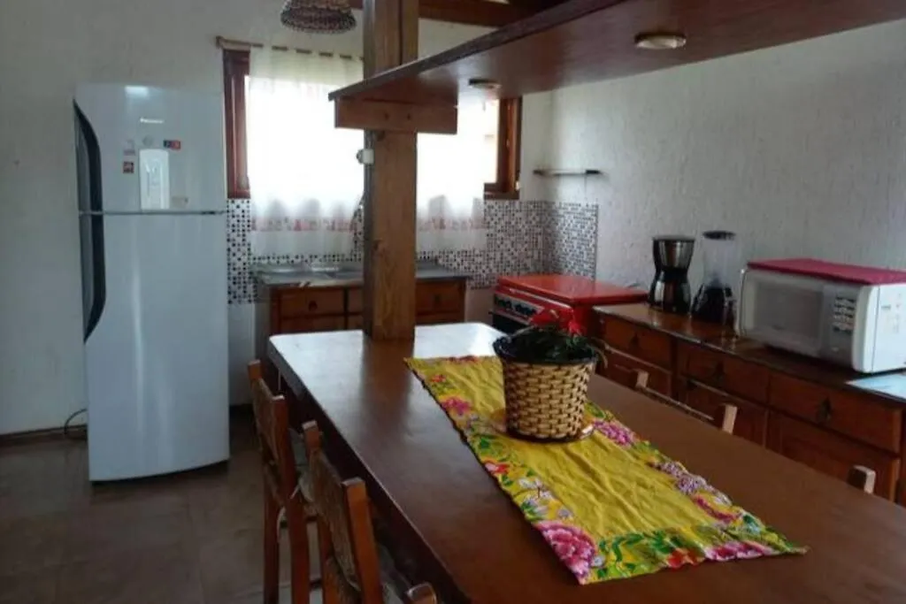 Casa Albatroz Do Rosa - Albatroz Hospedaria インビトゥバ 0*,  ブラジル
